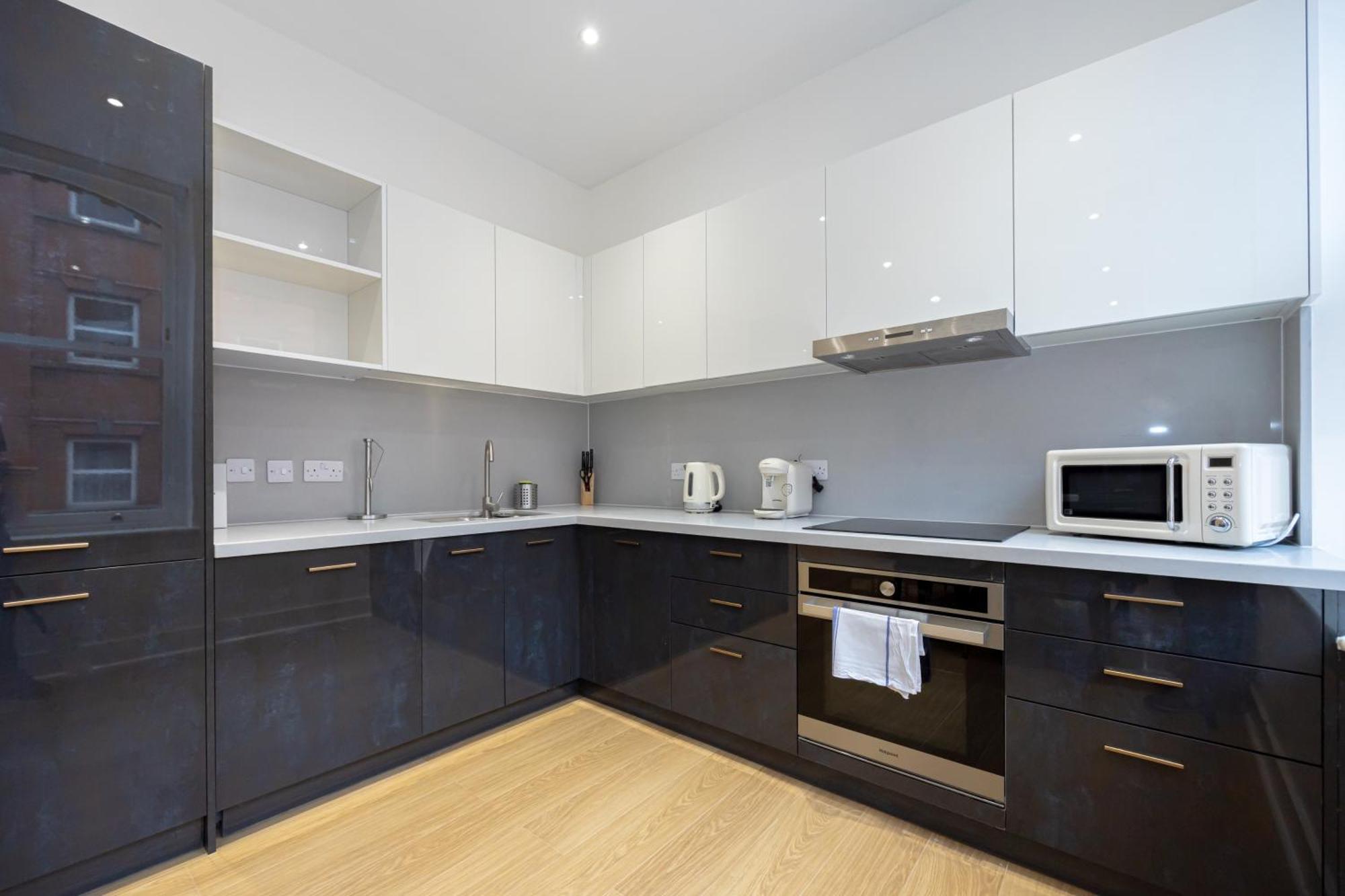Superb 2Bd Apartment In China Town Manchester Exterior photo
